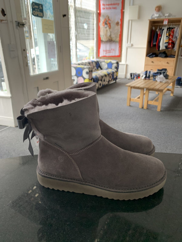 Ricosta Irma boots in grey leather - waterproof 1