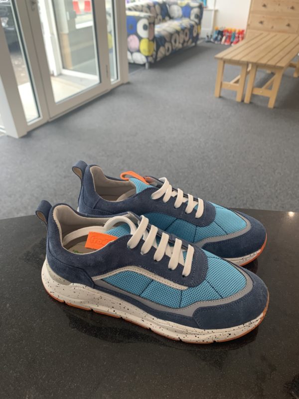 Froddo runners in Denim with laces 1