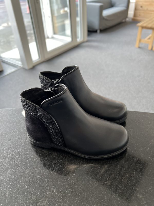 Geox ankle boots in black leather 1