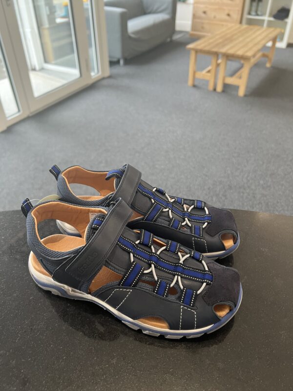 Froddo Enclosed Sandals in navy leather 1