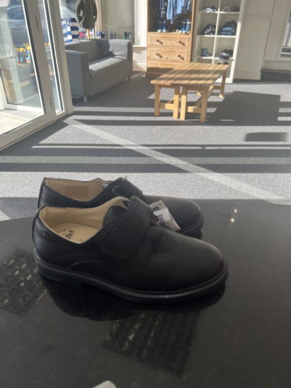 Primigi black leather shoes 1